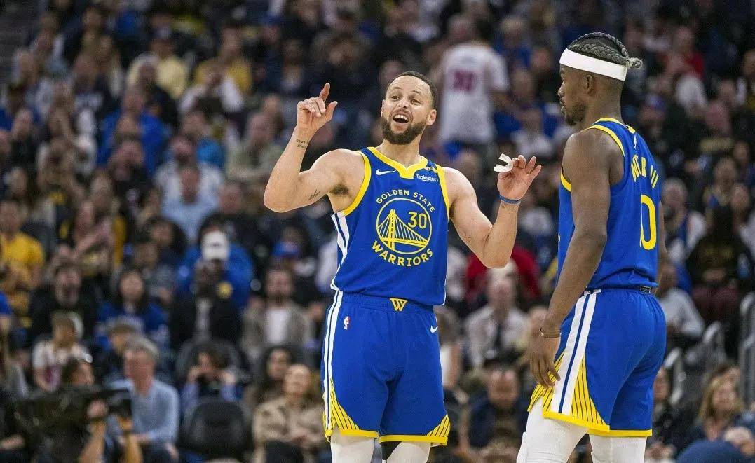 关于格林三巨头联手，勇士得分突破，关键时刻神级表现冲击季后赛！的信息